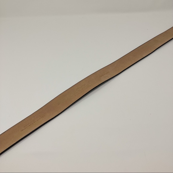 This is a beautiful belt. Only reposting because it doesn’t fit me - Picture 8 of 11